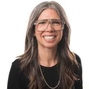 Laura Clunie portrait