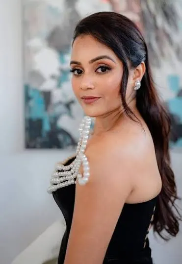 Dinakshi Priyasad portrait