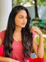Dewmini Thathsarani portrait