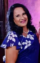 Maureen Charuni portrait