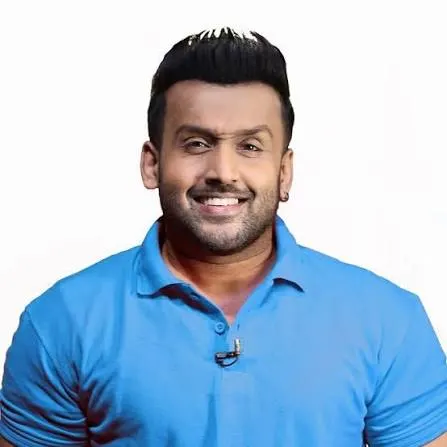 Janith Wickramage portrait